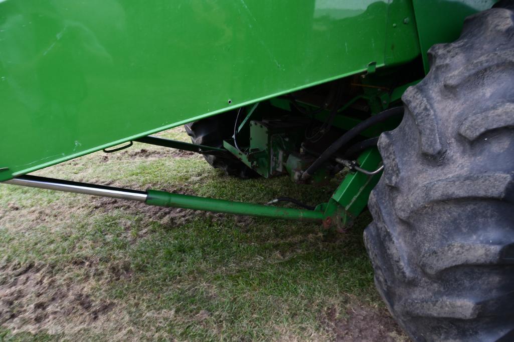 1991 John Deere 9400 2wd combine