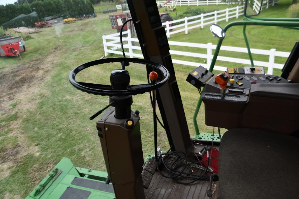 1991 John Deere 9400 2wd combine