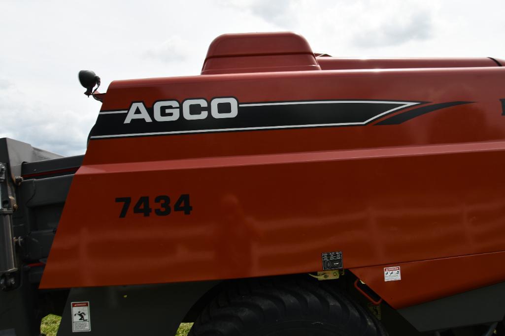 Agco Hesston 7434 large square baler