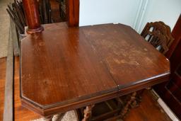 70 in. wide wooden kitchen table with 4 chairs