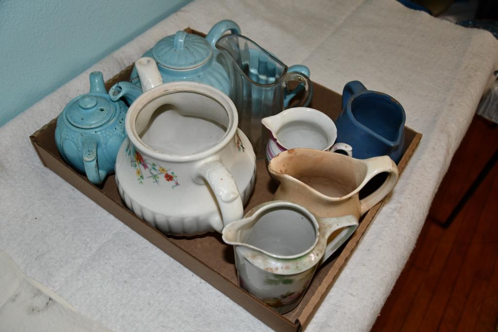 Pottery items to include pitchers