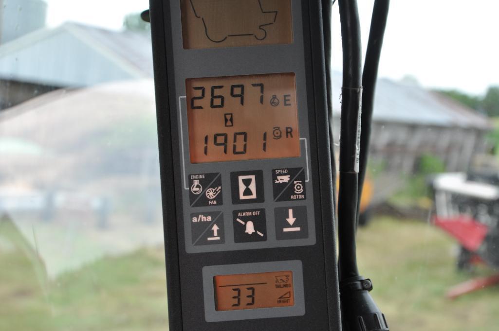 2005 Case-IH 2377 2wd combine