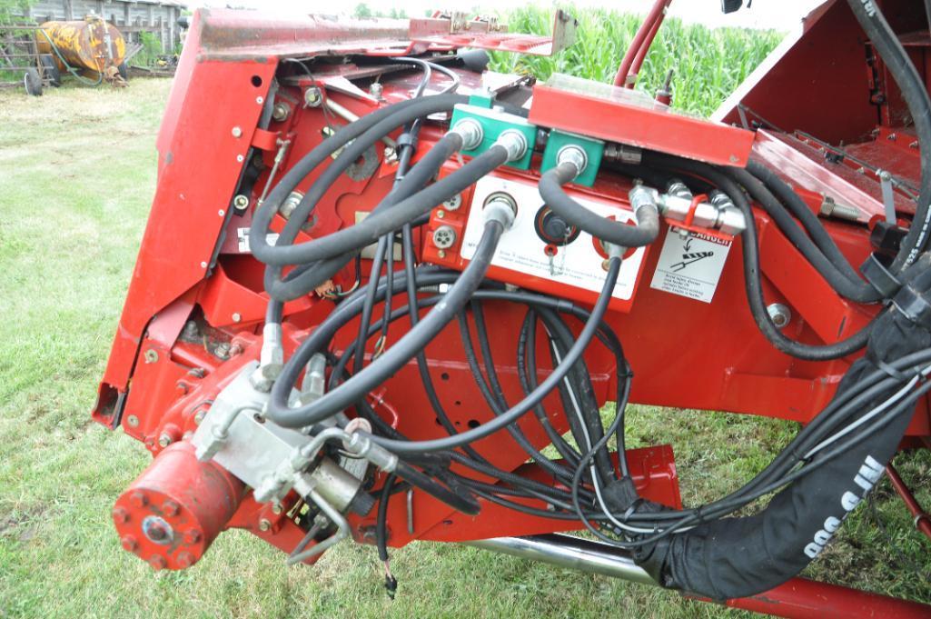 2005 Case-IH 2377 2wd combine