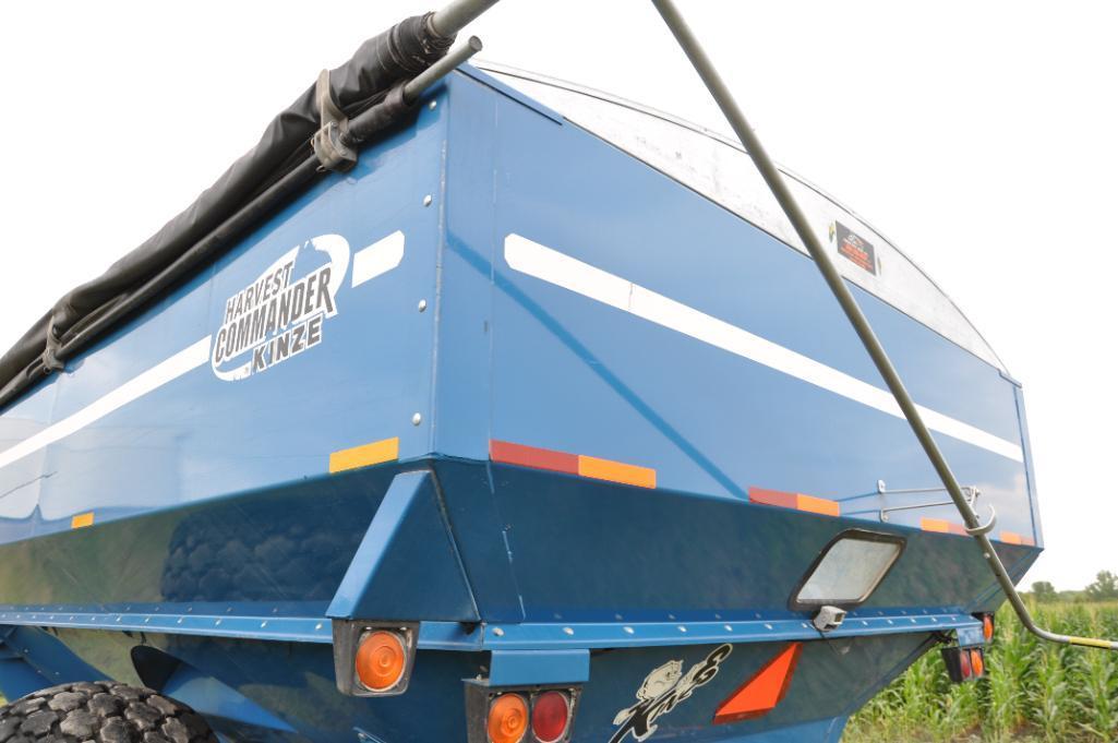 2005 Kinze 650 grain cart,