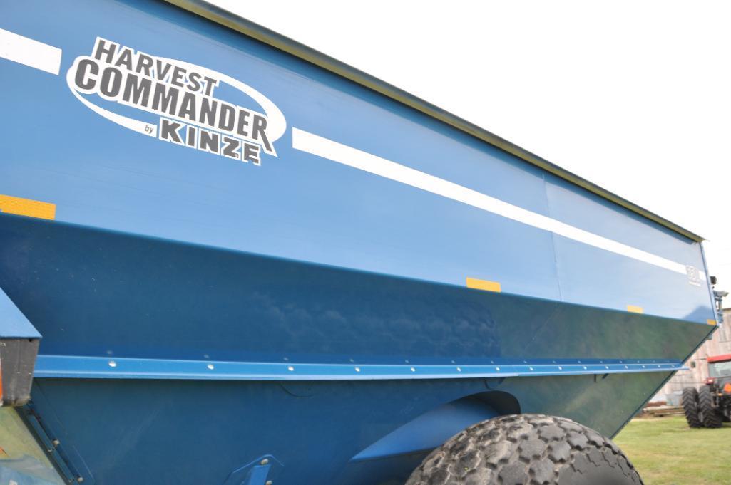 2005 Kinze 650 grain cart,