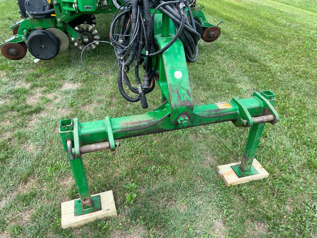 2006 John Deere 1790 CCS 16/31 planter