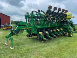 2006 John Deere 1790 CCS 16/31 planter