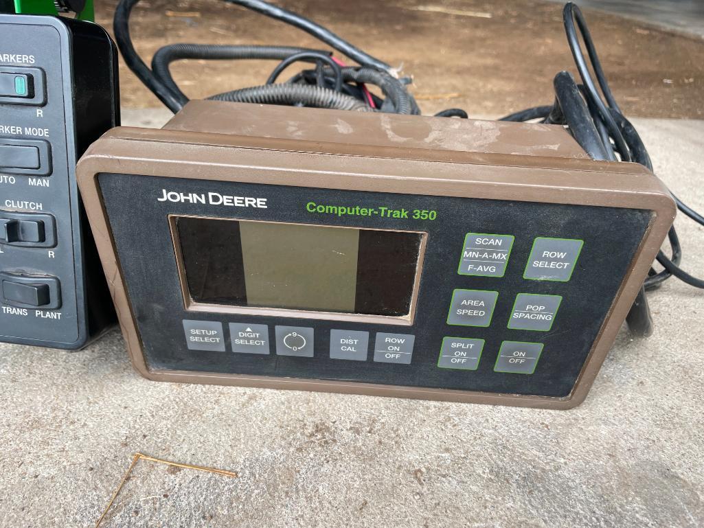 2006 John Deere 1790 CCS 16/31 planter