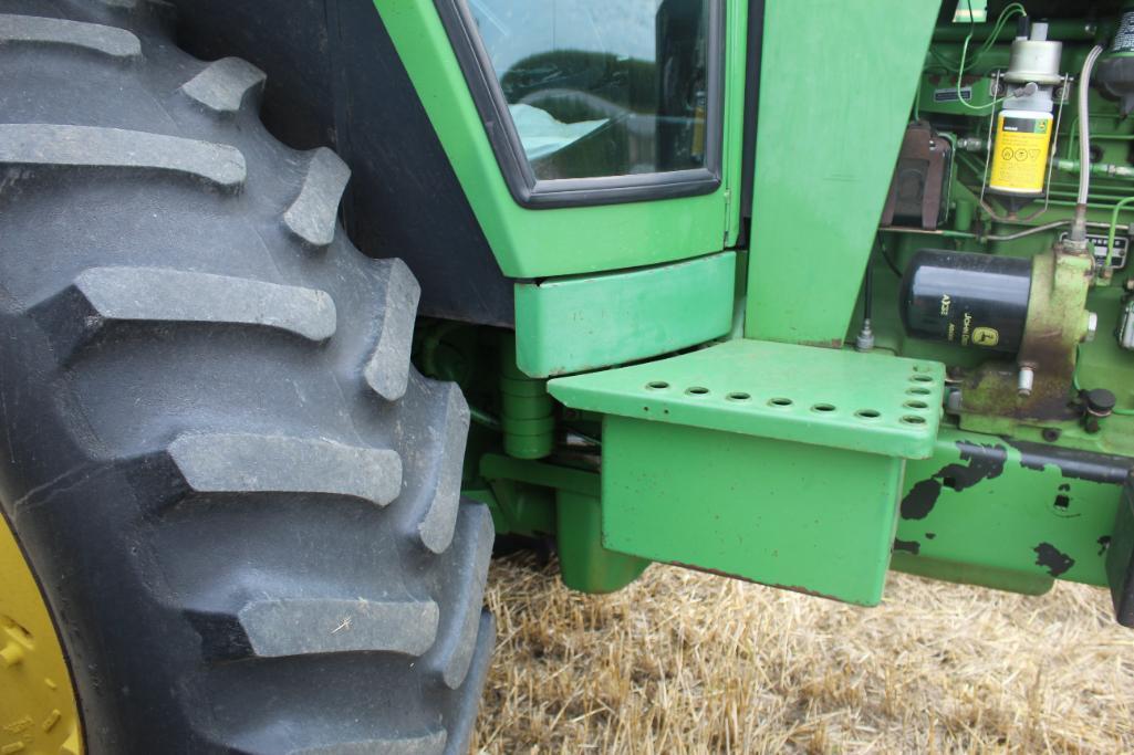 John Deere 4440 Tractor