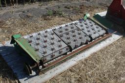 John Deere Grain Pickup