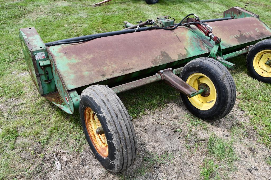 John Deere 27 15' flail type stalk shredder