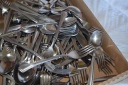Large quantity of flatware
