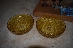Quantity of glassware to include amber glass, red glass, etc.,