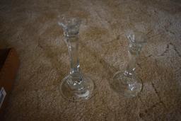 Quantity of glassware to include amber glass, red glass, etc.,