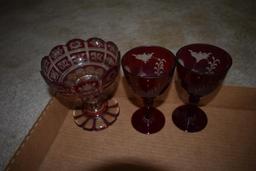 Quantity of glassware to include amber glass, red glass, etc.,