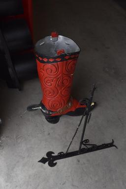 Cast aluminum Texas style hanging boot with bracket