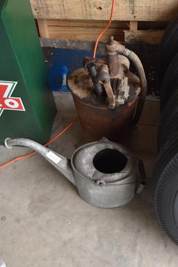 Watering can and oil lubester