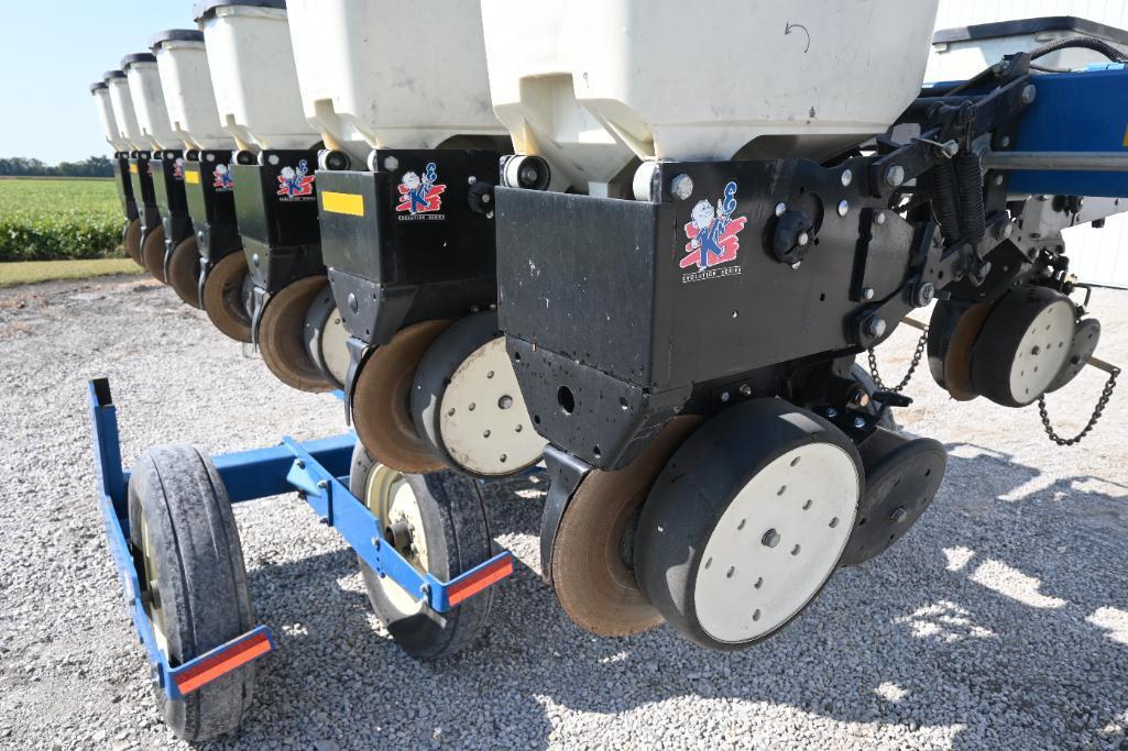 2006 Kinze 3500 8/15 row planter
