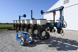 2006 Kinze 3500 8/15 row planter