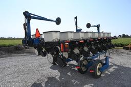 2006 Kinze 3500 8/15 row planter
