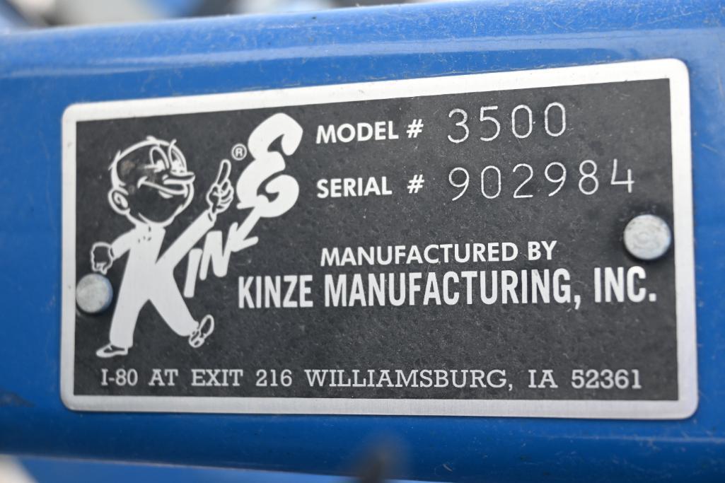 2006 Kinze 3500 8/15 row planter