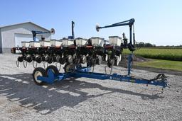 2006 Kinze 3500 8/15 row planter
