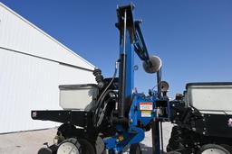 2006 Kinze 3500 8/15 row planter
