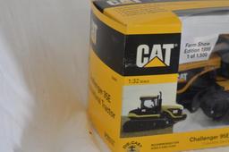 Norscot 1/32 scale CAT Challenger E tractor