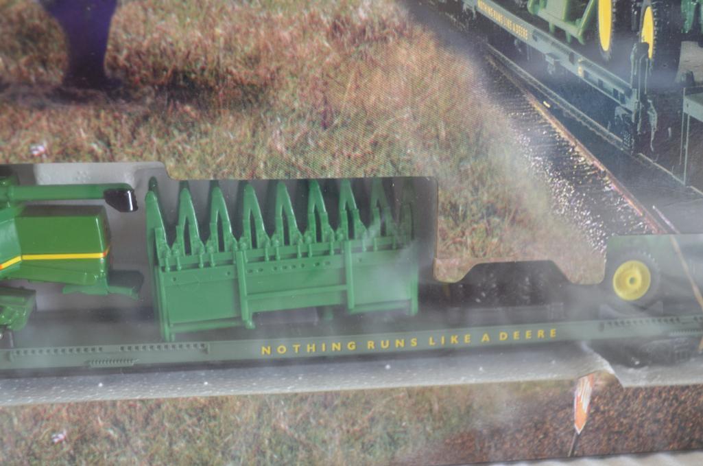Athearn John Deere HO Scale Train set