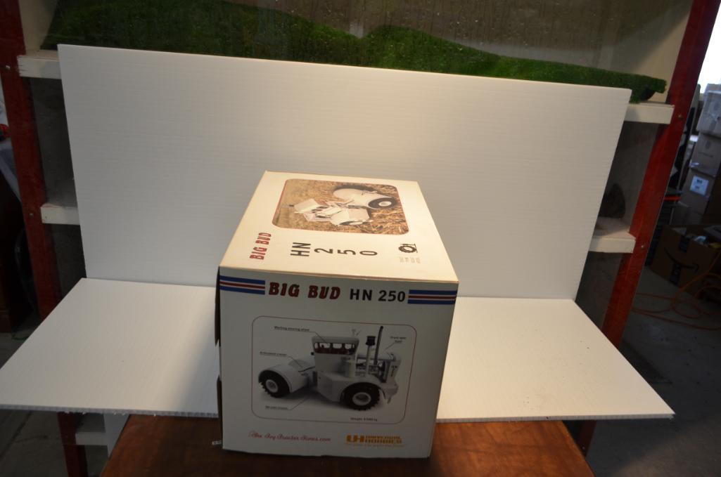 Big Bud 1/16 scale HN-250 4WD tractor