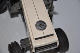 Case 2394 1/16 scale toy tractor