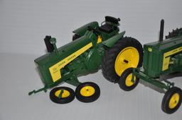 (4) John Deere 1/16 scale 2-cylinder toy tractors