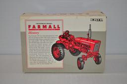 ERTL 1/16 scale International Farmall 140 Tractor
