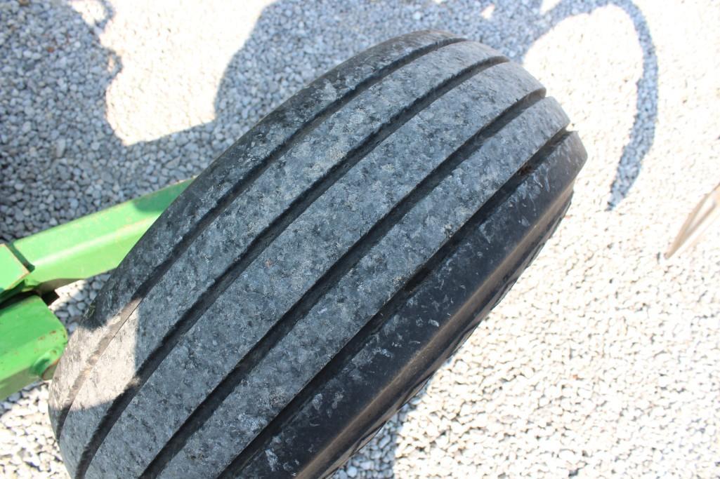 2011 John Deere 714 11 shank disc chisel