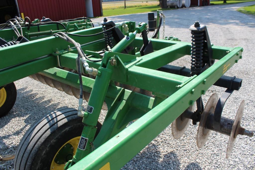 2011 John Deere 714 11 shank disc chisel