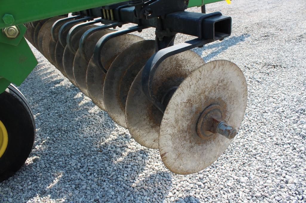 2011 John Deere 714 11 shank disc chisel