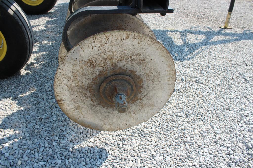 2011 John Deere 714 11 shank disc chisel