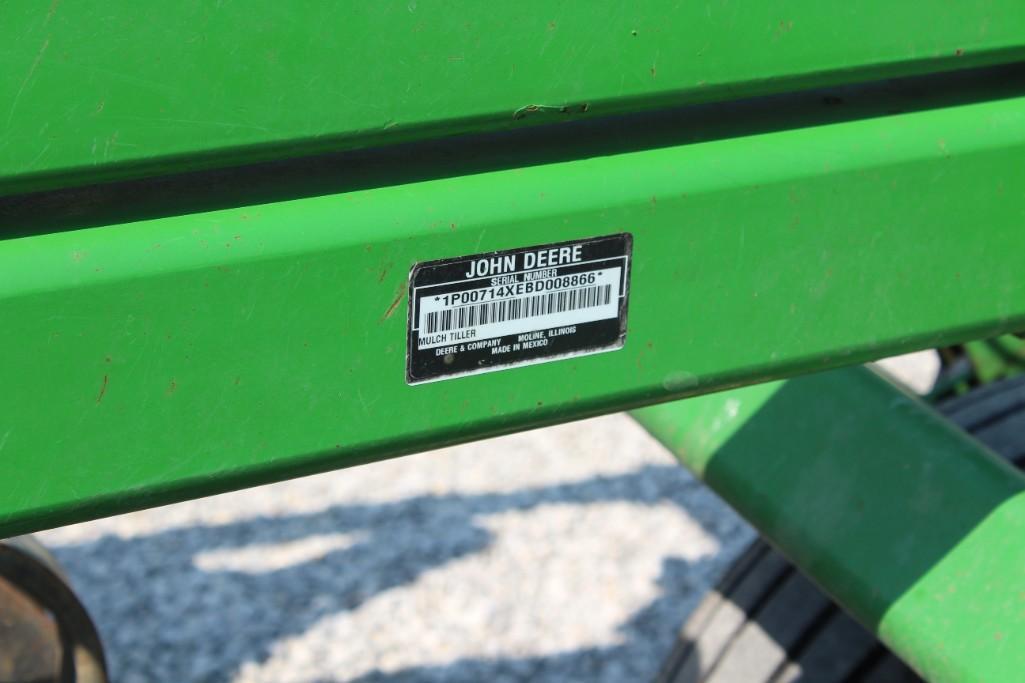 2011 John Deere 714 11 shank disc chisel