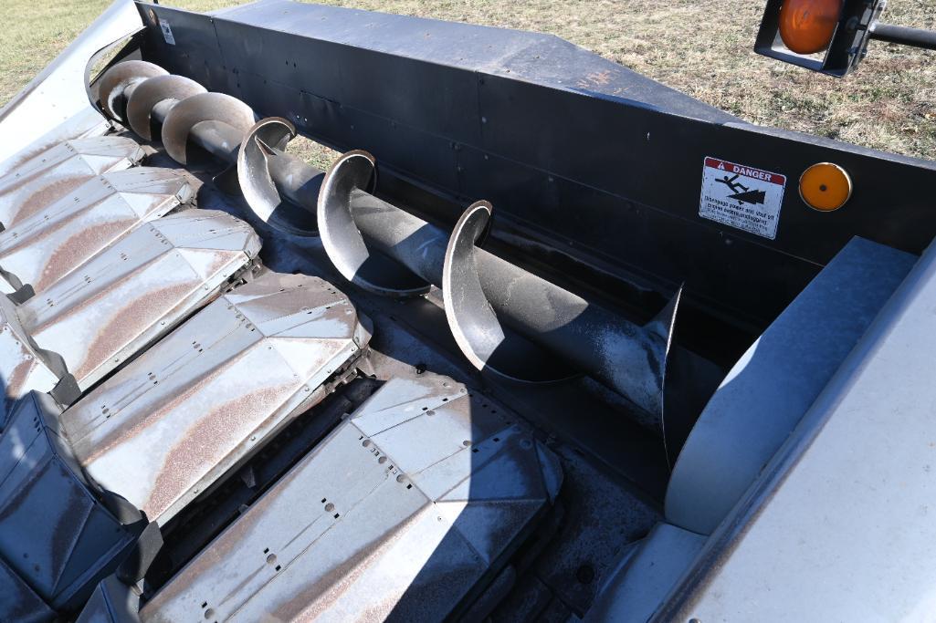 Agco 6 row 30" Hugger corn head