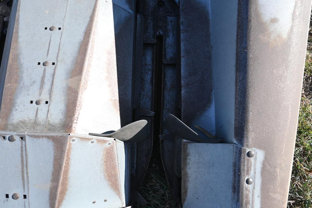 Agco 6 row 30" Hugger corn head