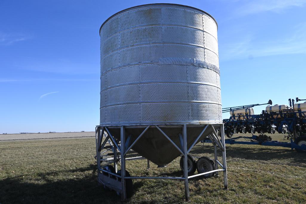 Older portable grain dryer