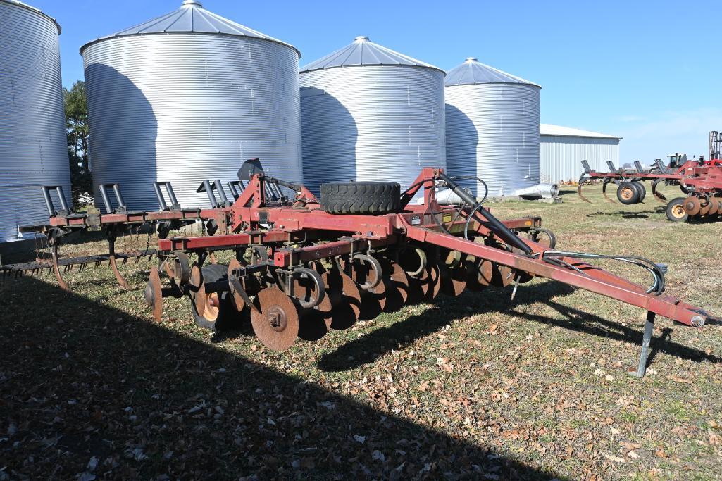 M&W 1465 7-shank disk ripper