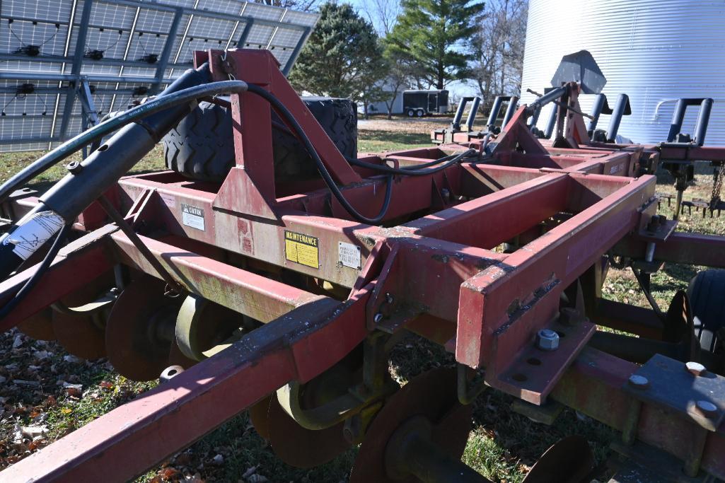 M&W 1465 7-shank disk ripper