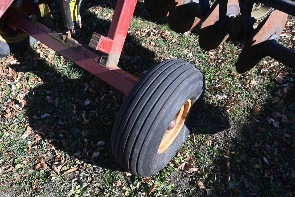 M&W 1465 7-shank disk ripper