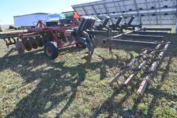 M&W 1465 7-shank disk ripper