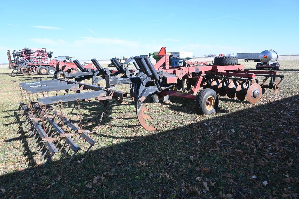 M&W 1465 7-shank disk ripper