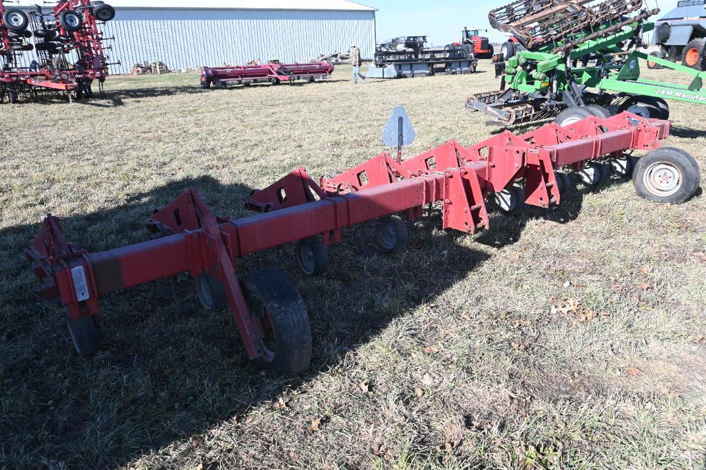 International 8 row 30" cultivator