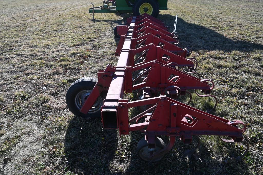 International 8 row 30" cultivator