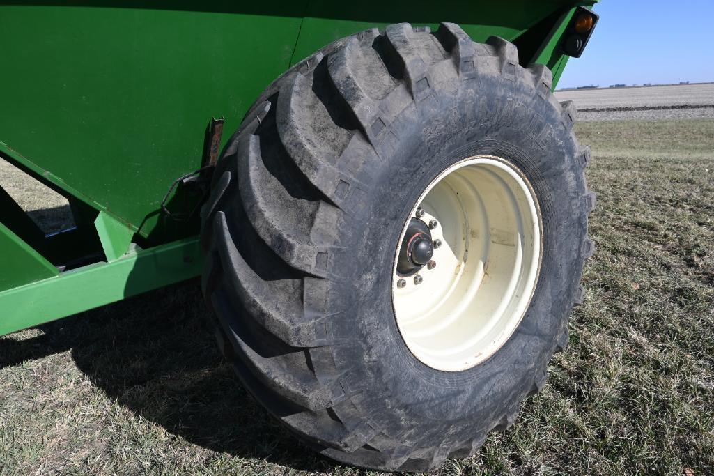J&M 750 grain cart