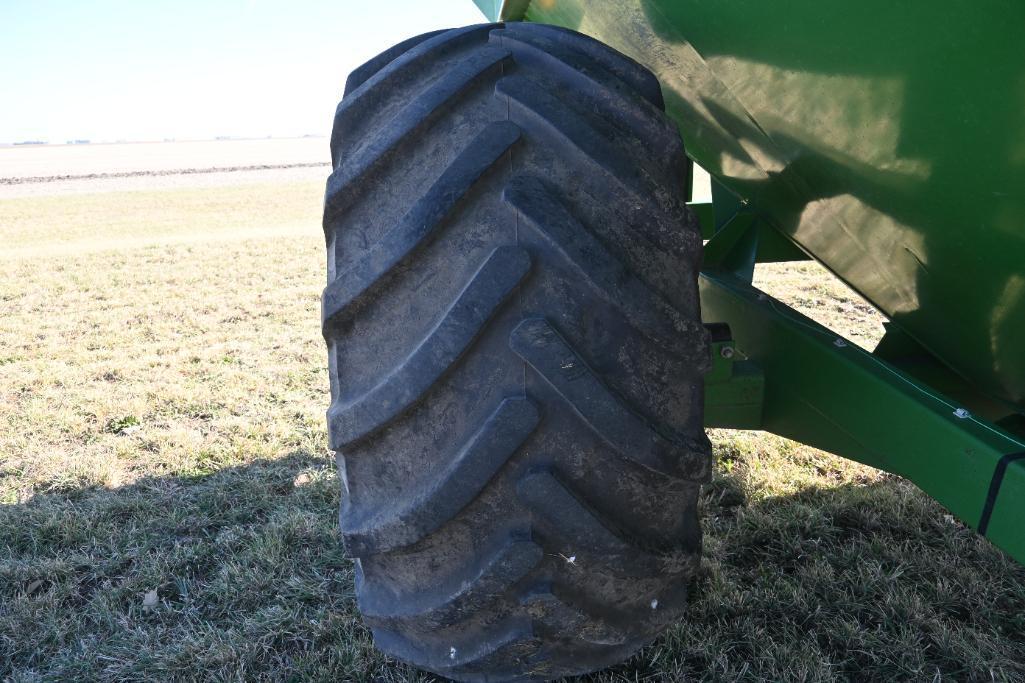 J&M 750 grain cart